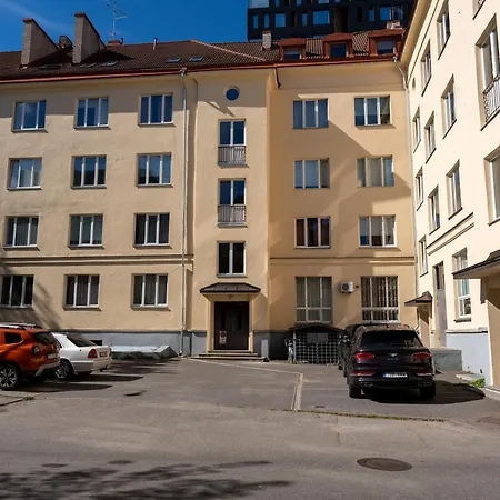 Trendy Kentmanni, Center Таллин